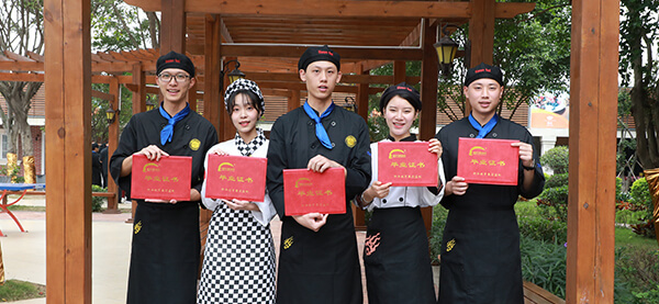 初中生学什么课程好