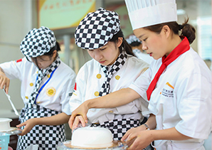 10个月烘焙甜点专业